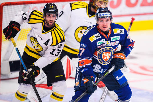 Brynäs Ryan Gunderson och Växjös Pontus Netterberg