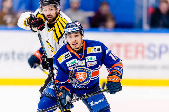 Växjös Austin Ortega och Brynäs Johan Alcén