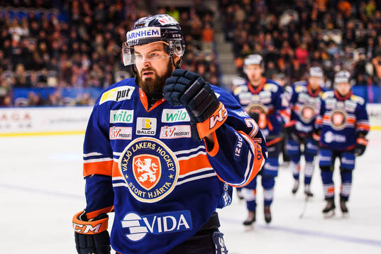 Växjös Roman Horak jublar