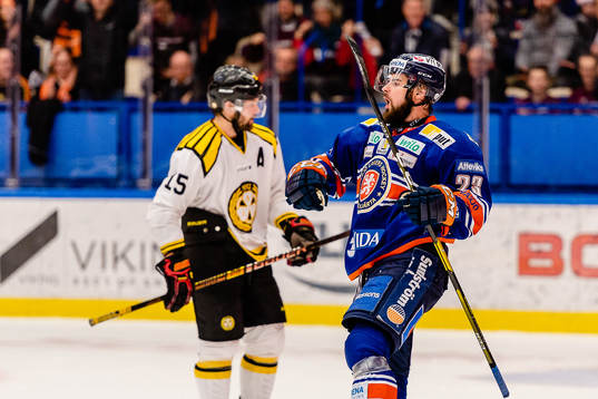 Växjös Roman Horak jublar