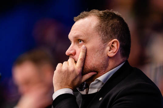 Brynäs tränare Magnus Sundquist deppar
