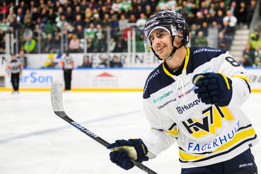 s Nils Andersson jublar