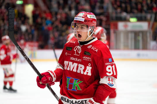 Timrås Filip Hållander jublar