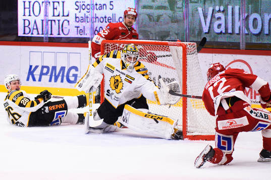 Timrås Sebastian Ohlsson gör 3-4