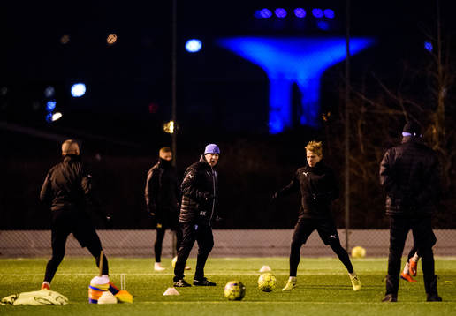Assisterande tränare Rob Kelly och Oscar Lewicki
