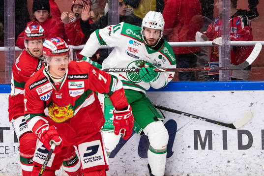 Moras Erlend Lesund och Rögles Mattias Sjögren och Moras
