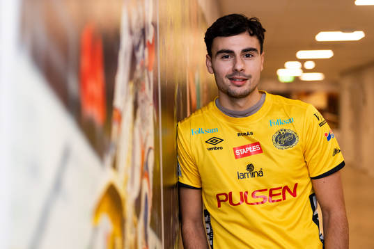 Deniz Hümmet
