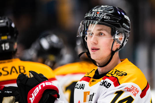 Luleås Jonas Berglund jublar