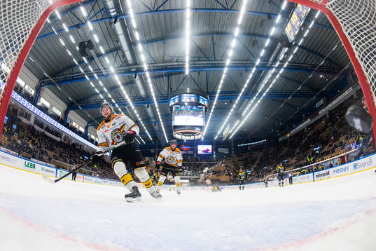 Luleås Einar Emanuelsson gör 0-4