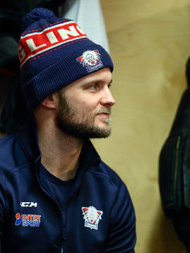 Linköpings Chad Billins före ishockeymatchen i SHL mellan