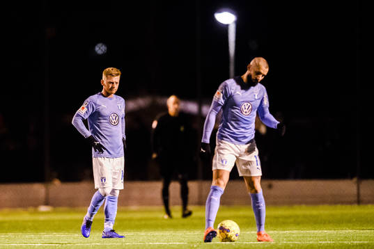 Malmö FFs Anders Christiansen och Guillermo Molins deppar