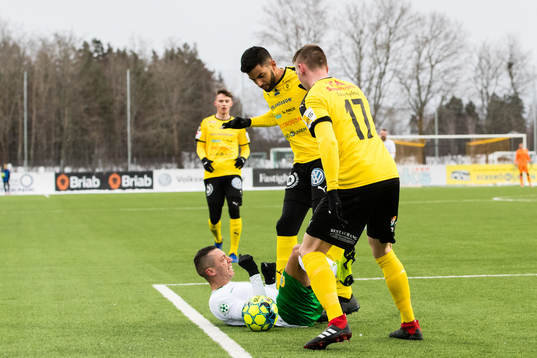 Hammarbys Nikola Djurdjic går om kull