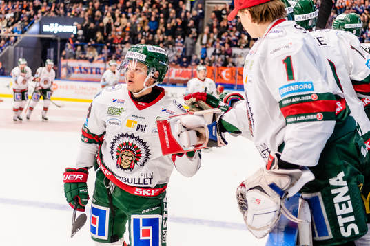 Frölunda Rhett Rakshani jublar