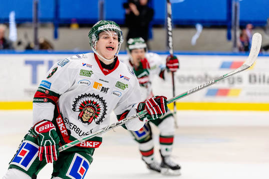 Frölunda Jacob Moverare jublar