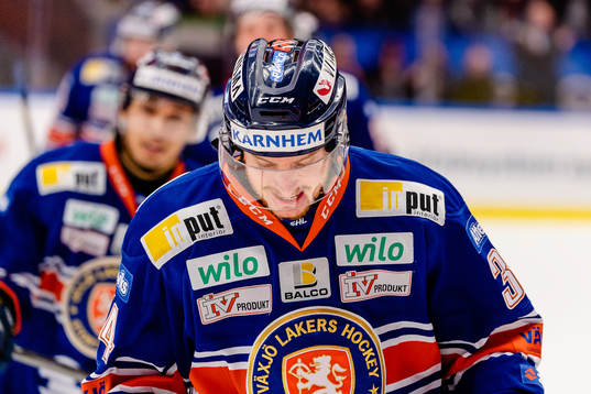Växjös Niclas Burström jublar