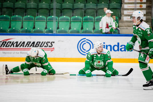 Rögles Daniel Bertov (t.v), Jonas Ahnelöv och Nils
