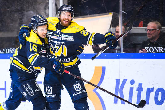 s Markus Ljungh och Robin Figren jublar
