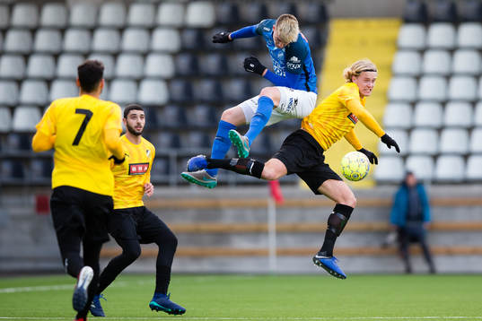 Norrbys Hugo Svensson och Häckens Gustav Berggren