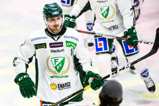 Färjestads Linus Johansson jublar