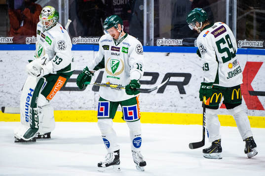 Färjestads målvakt Markus Svensson, Alexander Reichenberg