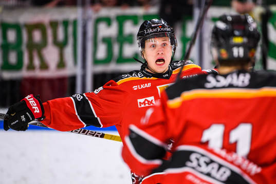 Luleås Jonas Berglund jublar