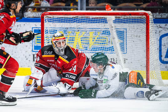 Luleås målvakt Joel Lassinantti och Färjestads Joakim