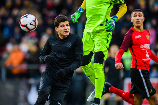 s Tarik Elyounoussi
