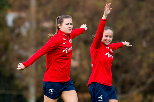 Emilie Bosshard Haavi and Guro Reiten of Norway