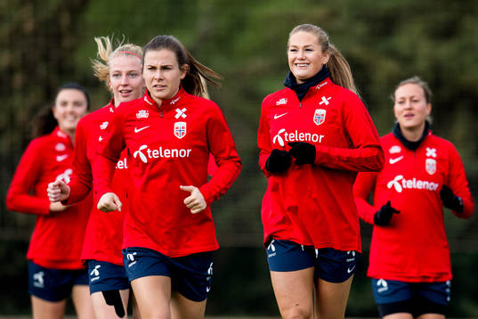 Ina Gausdal, Emilie Bosshard Haavi and Lisa-Marie Karlseng