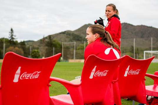 Guro Reiten and Kristine Minde of Norway