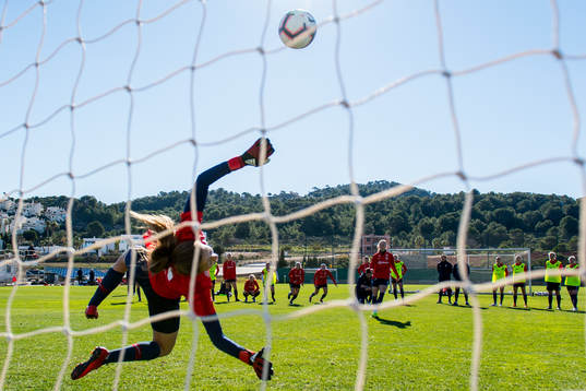 Caroline Graham Hansen of Norway sees her penalty kick