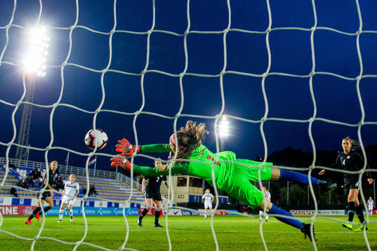 Goalkeeper Stephanie Labbe of Canada makes a save