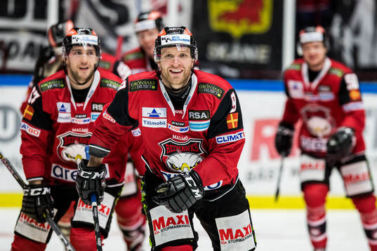 Malmö Redhawks Frederik Storm jublar