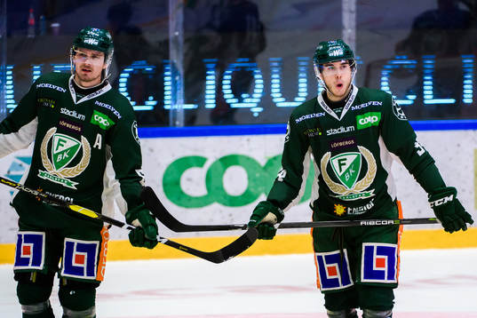 Färjestads Linus Johansson och Michael Lindqvist deppar