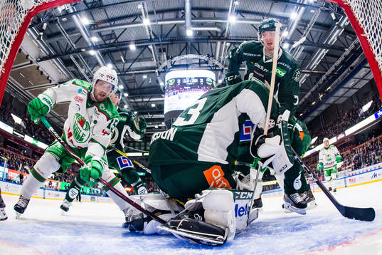 Rögles Simon Ryfors och Färjestads Johan Ivarsson
