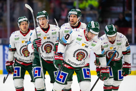 Frölunda Jacob Moverare  och Joel Lundqvist jublar