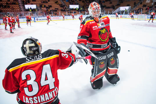 Luleås målvakt Joel Lassinantti och målvakt Niklas Rubin