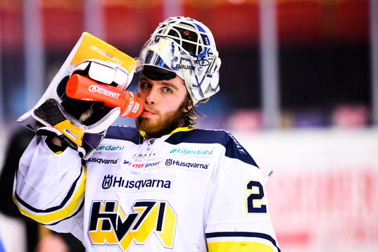 s målvakt Felix Sandström