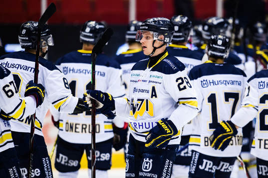 s Anton Bengtsson jublar