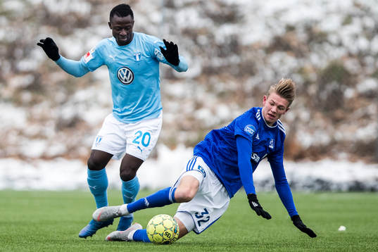 Malmö FFs Bonke Innocent och Lyngbys Emil Kornvig
