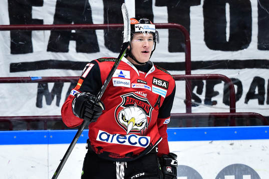 Malmö Redhawks Emil Sylvegård jublar
