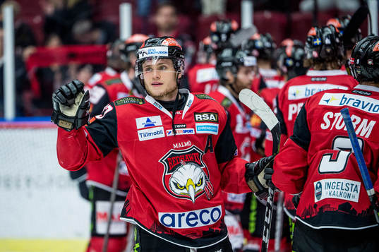 Malmö Redhawks Christoffer Forsberg jublar