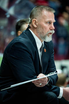 Moras tränare Mats Lusth