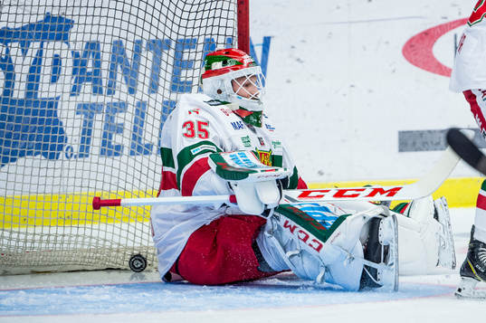 Moras målvakt Christian Engstrand deppar
