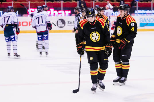 Brynäs Christopher Liljewall deppar med Niclas Lundgren