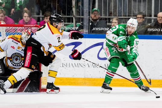 Luleås Fredrik Styrman och Rögles Matt Carey