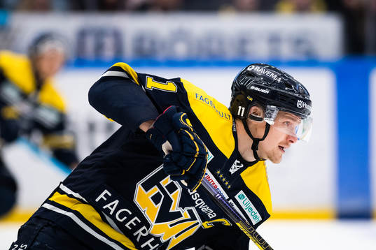 s Simon Önerud