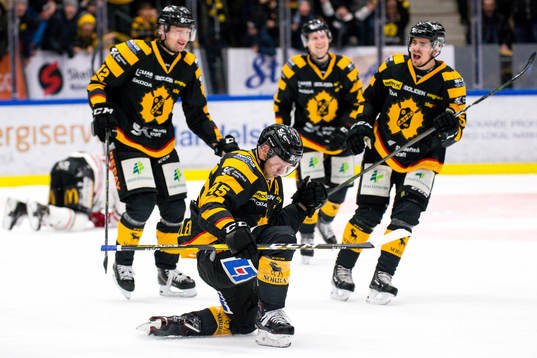 Skellefteås Oscar Möller kvitterar till 2-2 med 0,3