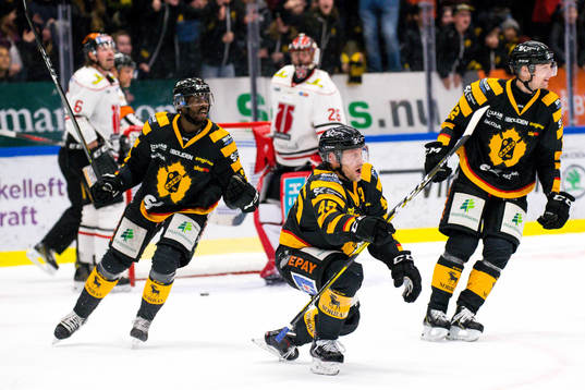 Skellefteås Oscar Möller kvitterar till 2-2 med 0,3