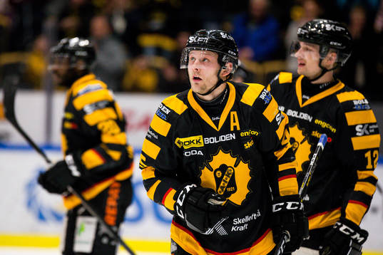 Skellefteås Oscar Möller kvitterar till 2-2 med 0,3